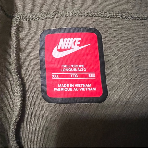 Nike Dark Olive Jogger Pants (flaws- see description) - Picture 4 of 10